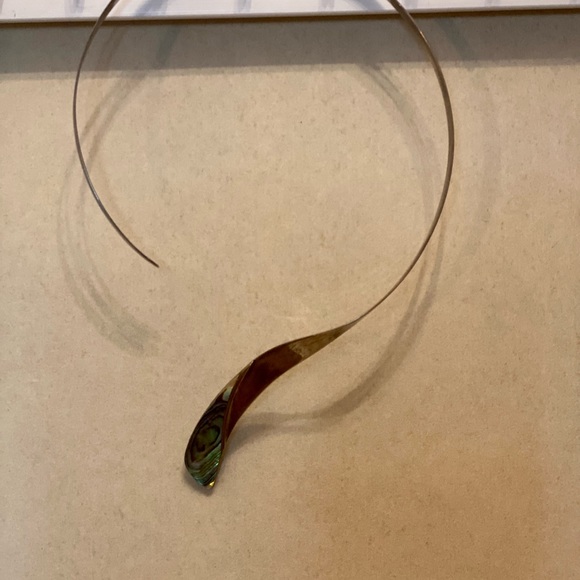 Beautiful wrap around necklace - Picture 2 of 5